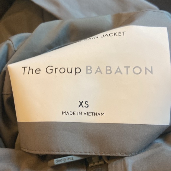 Aritzia Babaton Frontier Rain Jacket Green/Gray Sz XS - Picture 5 of 5